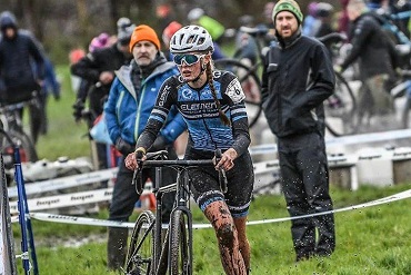 Jacqui Kinsey 2020 Cycle Cross Race for Element Cycling Team